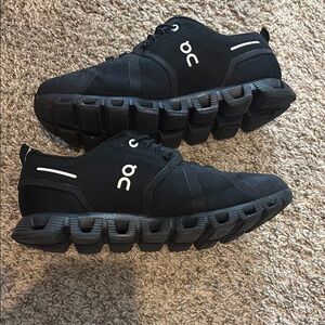 On Running Black Athletic Shoes Women’s Waterproof